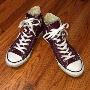 Burgundy High top Converse